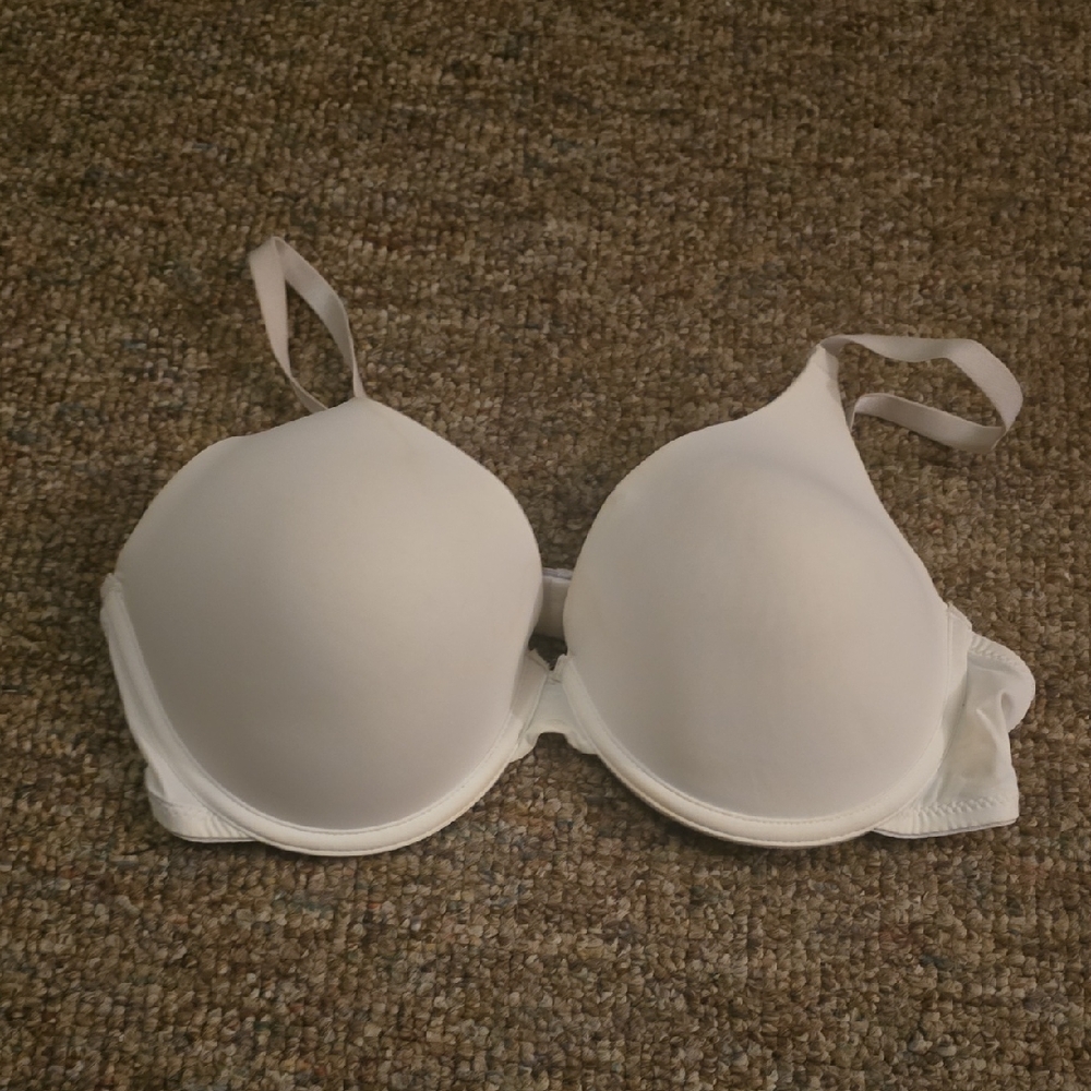 No Boundaries White T-Shirt Bra with Underwire Support
